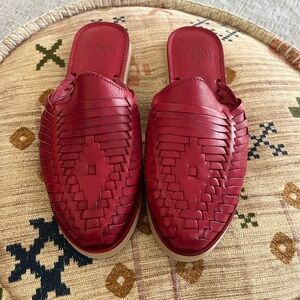 Huaraches Mules | Red | Size 8